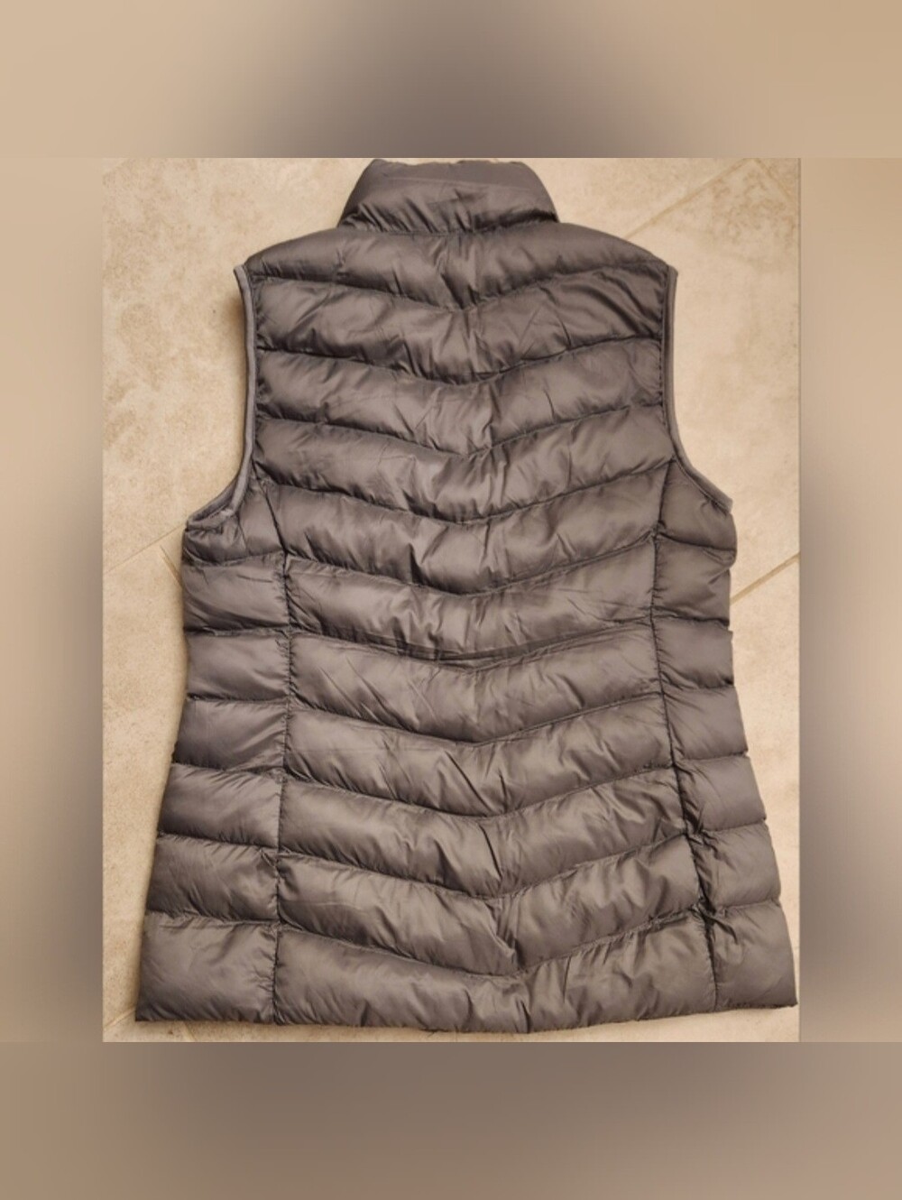 32 Degrees Heat Women's Puffer Vest NWT, High Neck, Black Zip Front, Pockets, XS - Picture 5 of 6